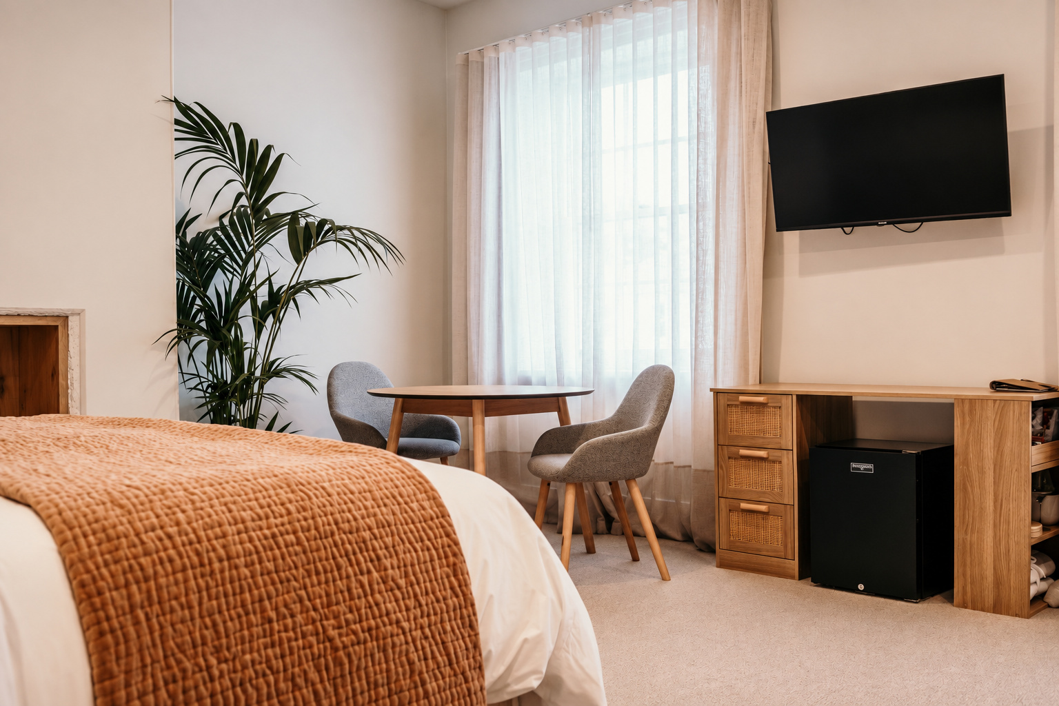 Dusty Suite, Oak & Anchor Hotel, Port Fairy